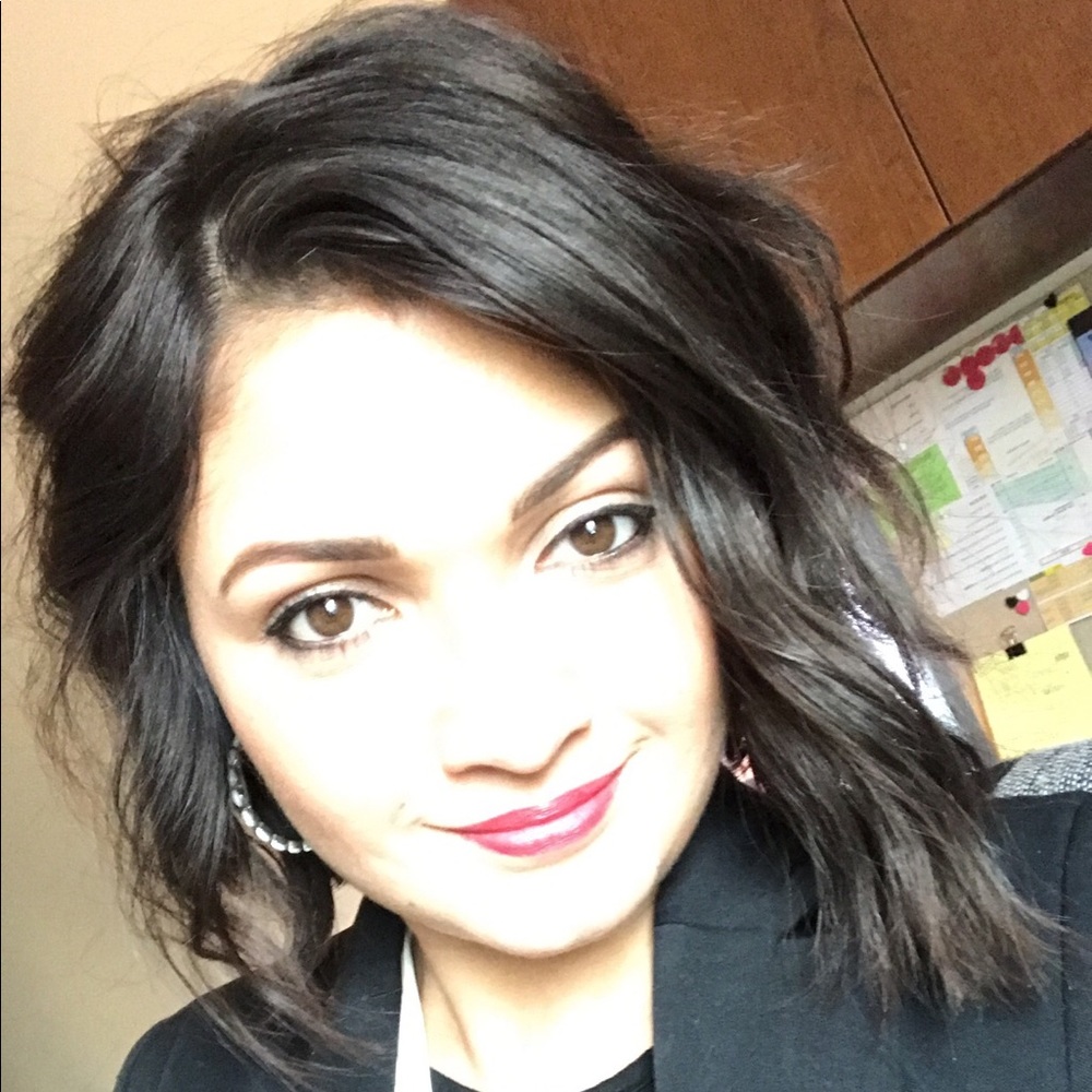 Meet your Posher, Yvonne